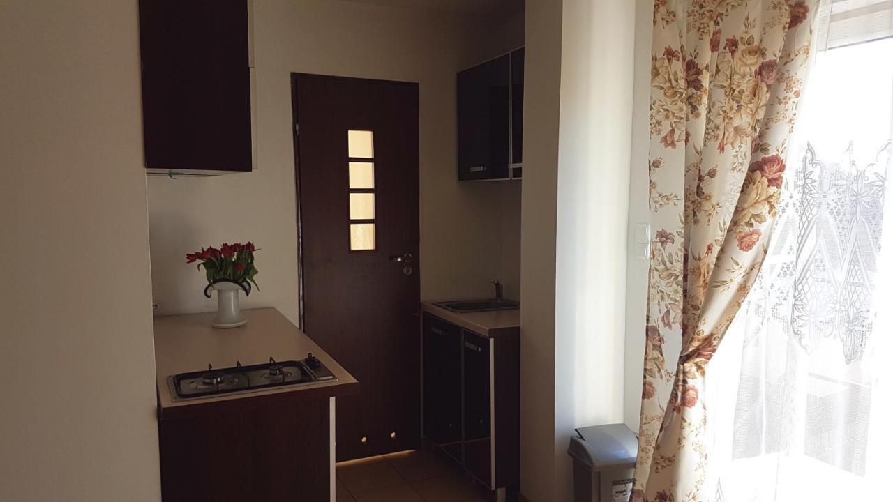 E&S_ Apartament 밀리치 외부 사진