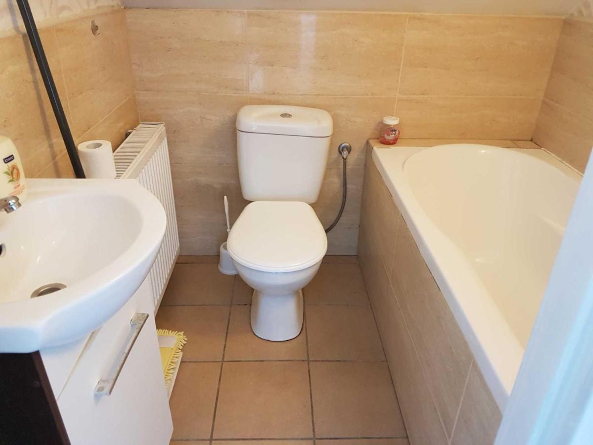E&S_ Apartament 밀리치 외부 사진